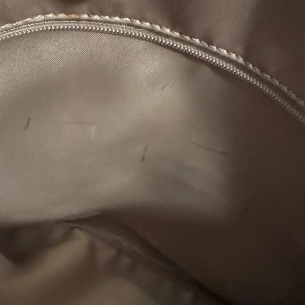 Coach Patterned Tote Bag with zipper - Picture 10 of 17